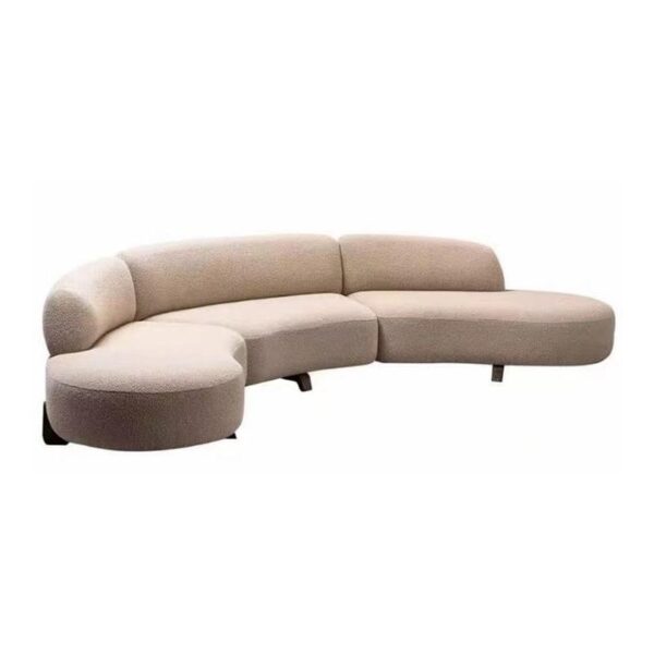 RenaissanceLoungeClassic Comfort with a Modern Twist